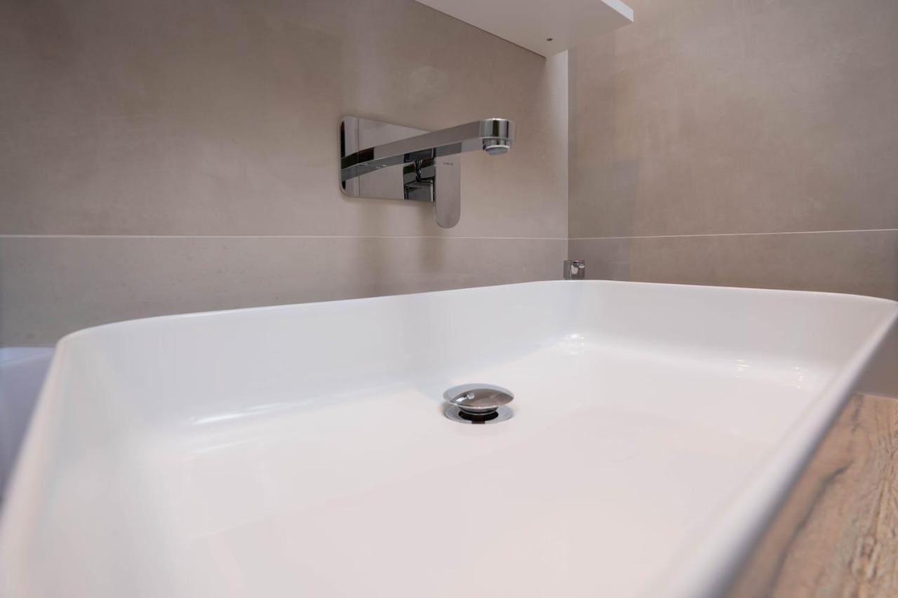 Apartmani Lara Baska Voda Exterior photo